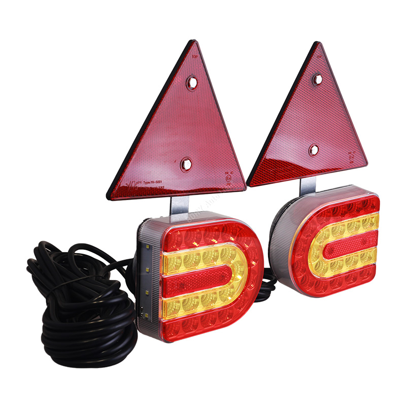 LED Trailer Light with Triangle reflector